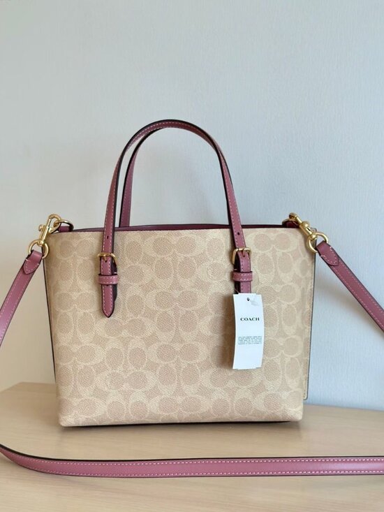 COACH Mollie 25 Heart Pendant - Picture 2 of 9